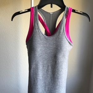 Lululemon 2-in-1 tank top